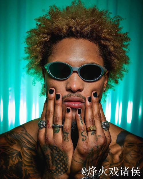 迈克尔乔丹同款经典Oakley 0.2太阳镜复刻,致敬1993辉煌岁月 迈克尔乔丹同款经典Oakley 0.2太阳镜复刻,致敬1993辉煌岁月